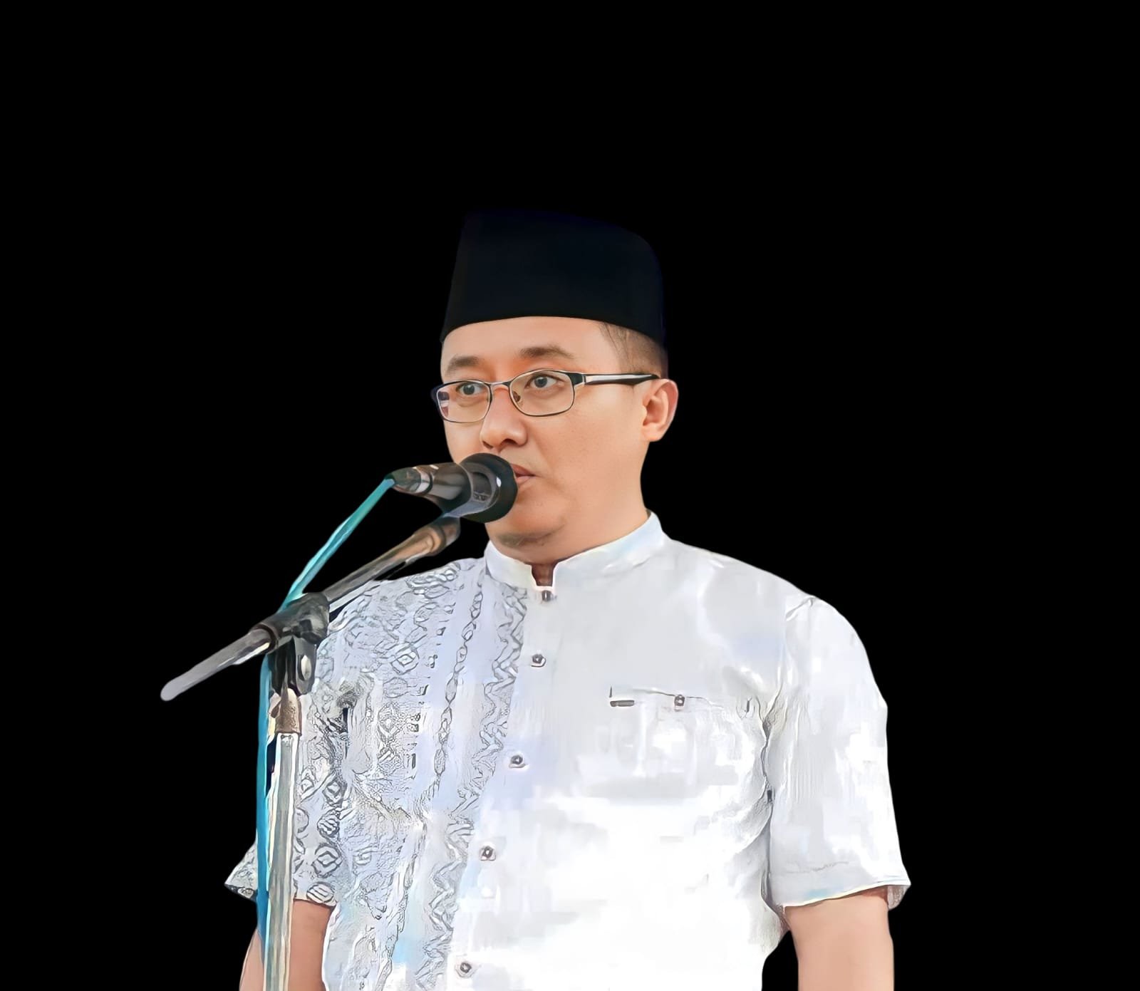 Pimpinan Ponpes Riyadussalikin KH Luthfi Fauzi 1 1
