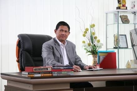 Pratama Dahlian Persada Pakar Keamanan Siber