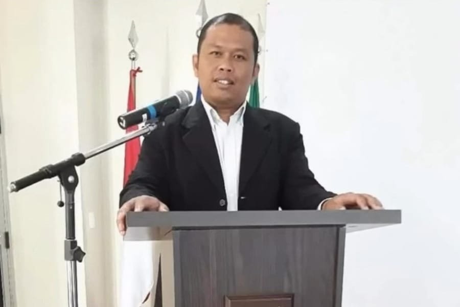 Fernando Emas Direktur Rumah Politik Indonesia