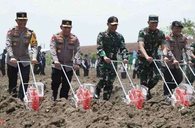 Sinergi TNI Polri Jaga Ketahanan Pangan
