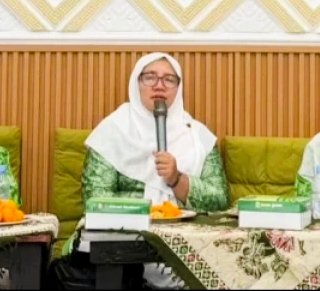 Dewi Winarti Plt Ketum Fatayat NU