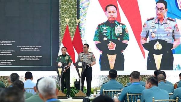 Kapolri Di Acara Taklimat Presiden